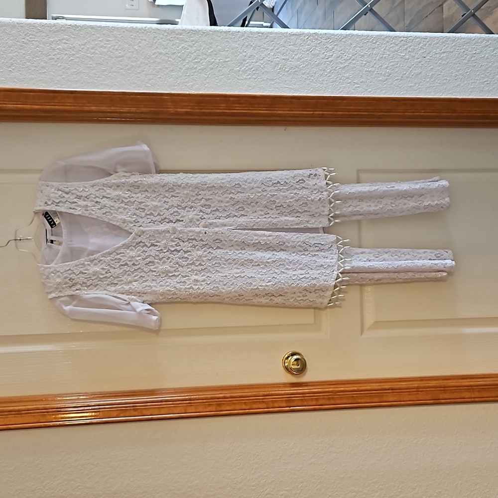 White beaded lace pantsuit size: small